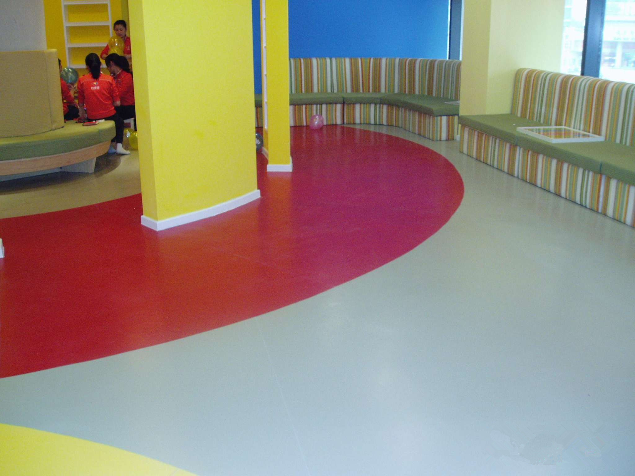 学校幼儿园橡胶地板案例